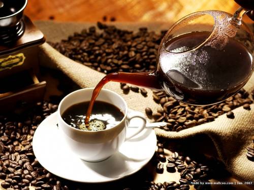 Uống cà phê làm giảm nguy cơ cao huyết áp